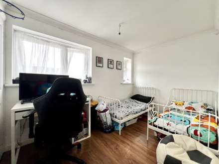 Anson Close, Romford, RM7, Image 9