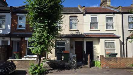 Worcester Road, Manor Park, E12 5JX