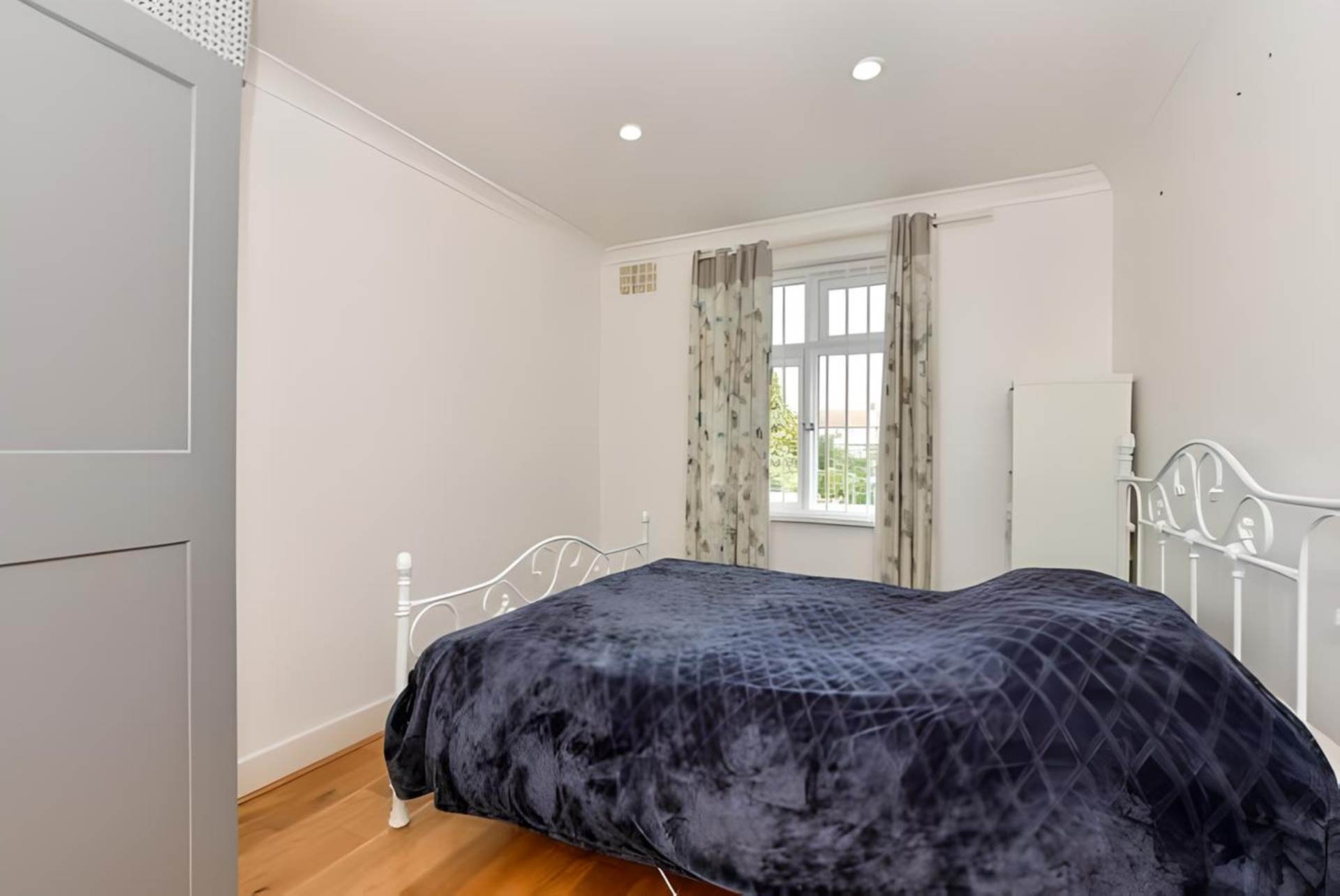Chase Lane, Barkingside, IG6 1BH, Image 6