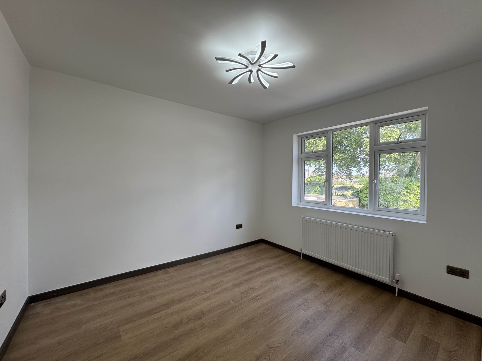 Wellington Road, East Ham, E6, Image 6
