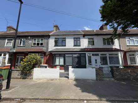Wellington Road, East Ham, E6, Image 12