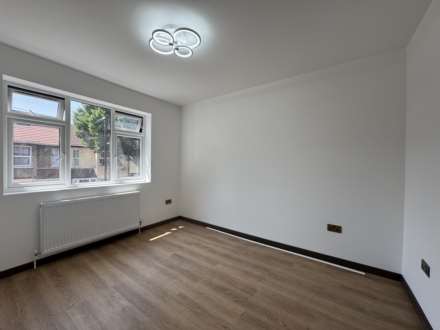 Wellington Road, East Ham, E6, Image 5