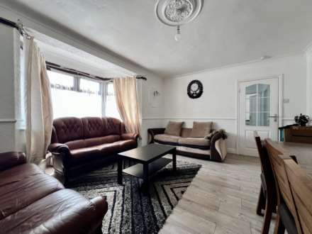 Hameway, East Ham, E6 6HR, Image 4