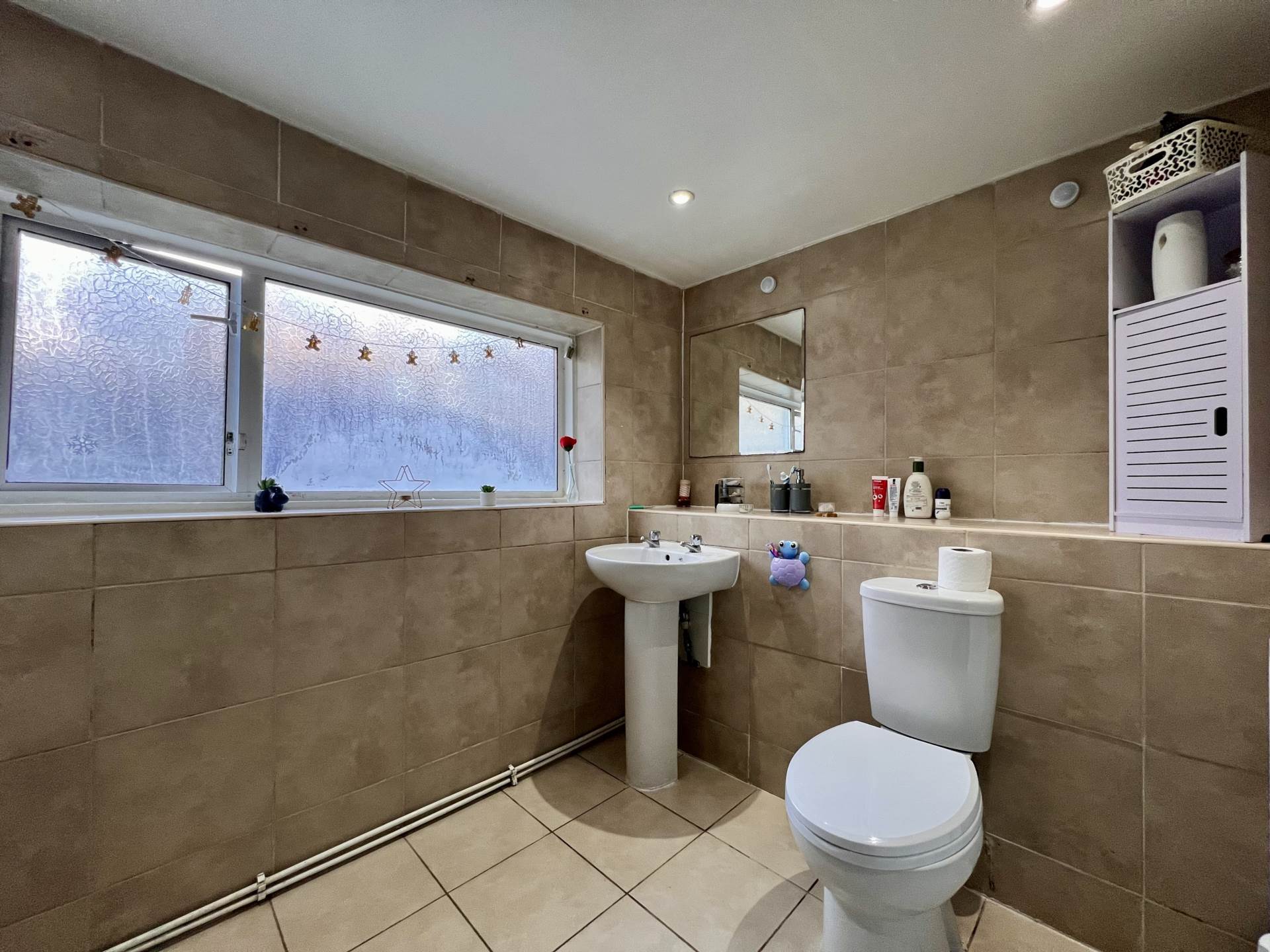 Michigan Avenue, London, E12 5JD, Image 10