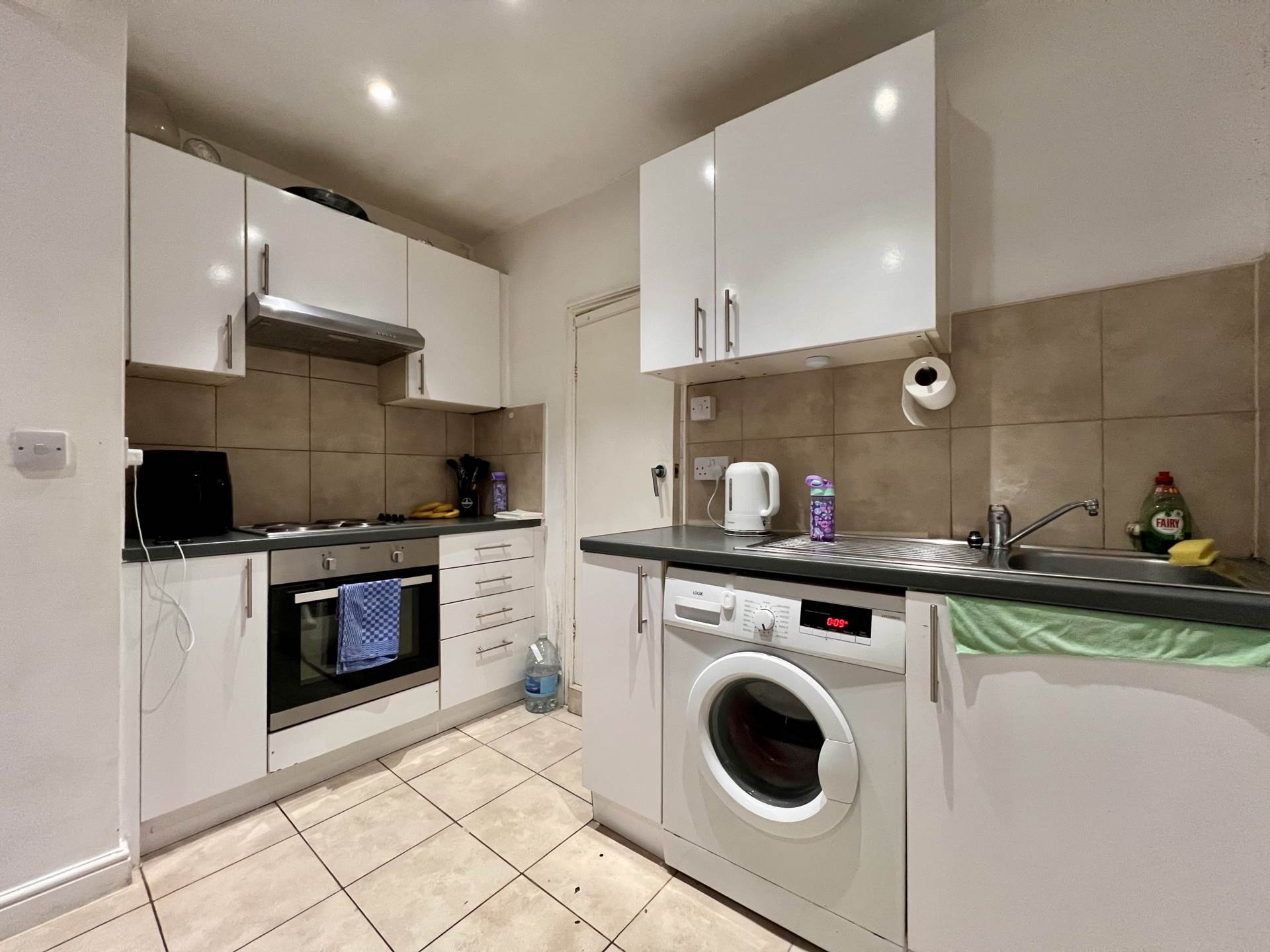 Michigan Avenue, London, E12 5JD, Image 5