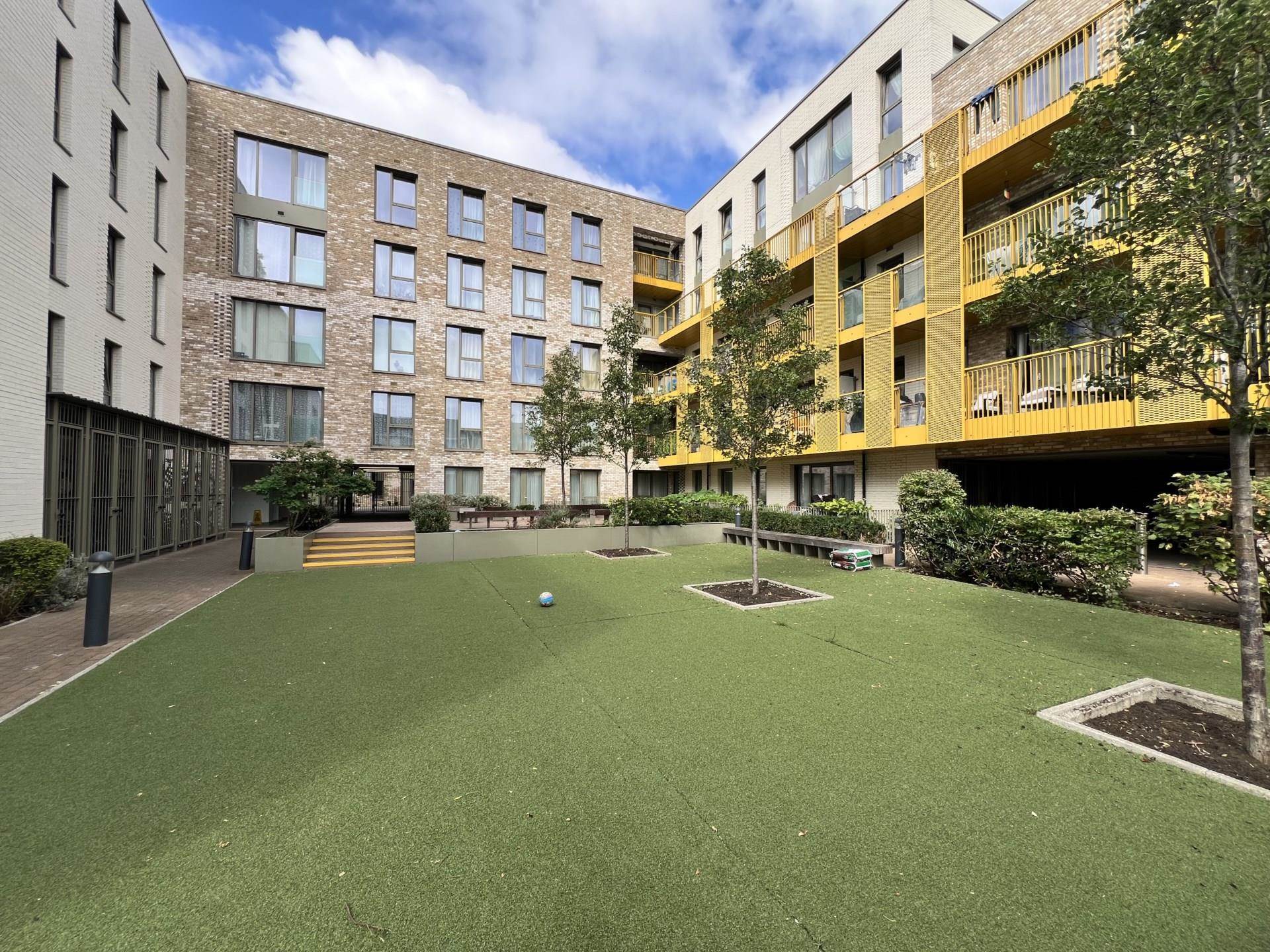 Albion House, East Ham, E6 1EF, Image 12