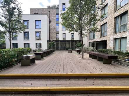 Albion House, East Ham, E6 1EF, Image 13