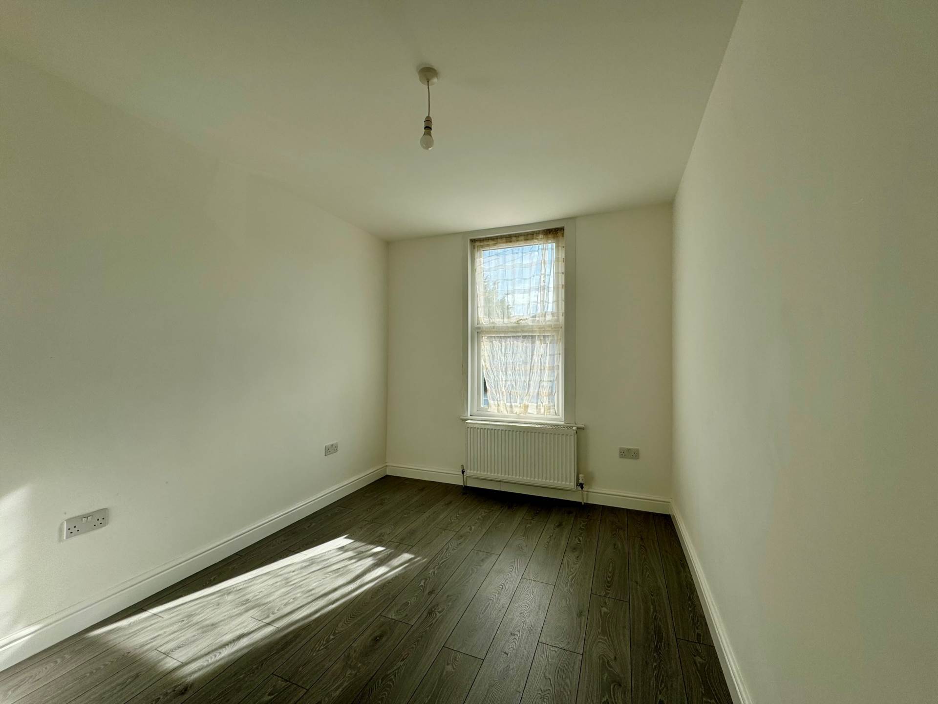 Grosvenor Road, Ilford, IG1, Image 5