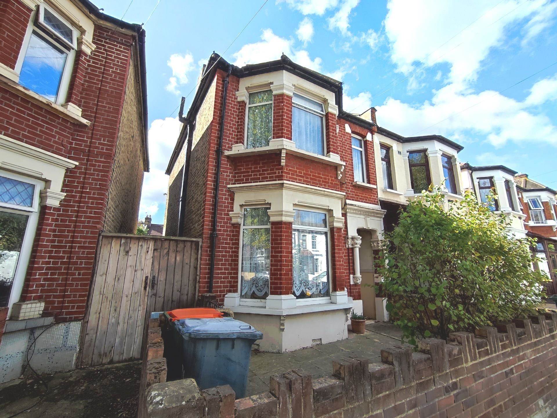 Central Park Road, East Ham, E6 3DY, Image 16