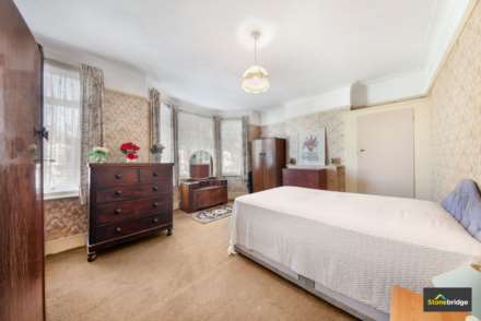 Central Park Road, East Ham, E6 3DY, Image 11