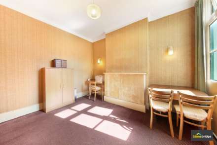 Central Park Road, East Ham, E6 3DY, Image 4