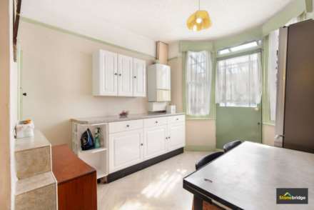 Central Park Road, East Ham, E6 3DY, Image 6