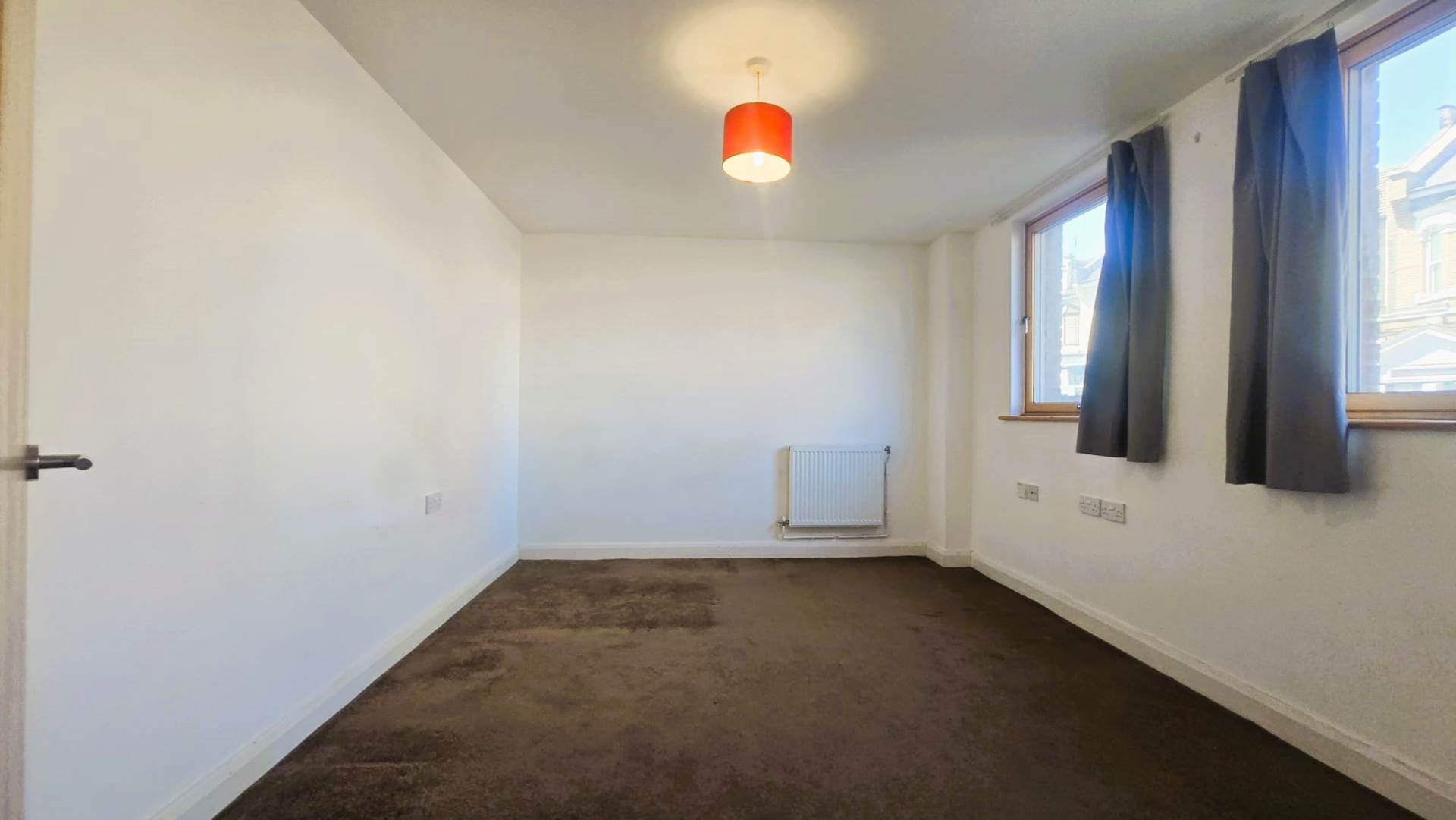 Plashet Grove, East Ham, E6 1BX, Image 6