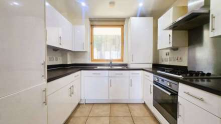 Plashet Grove, East Ham, E6 1BX, Image 2