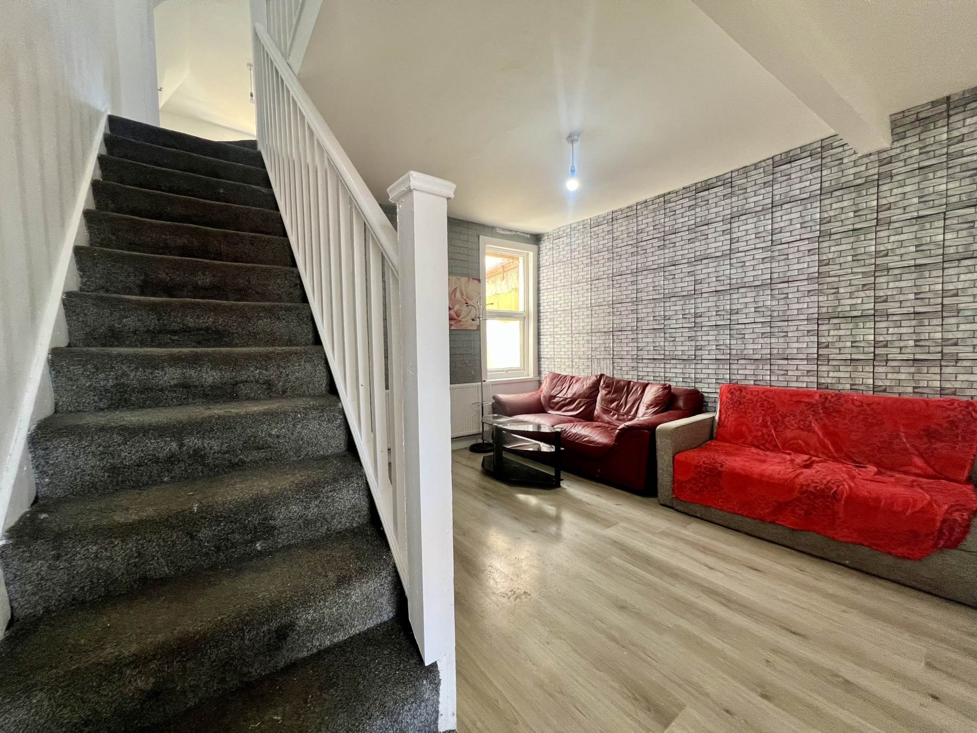 Nine Acres Close, London, E12 6AU, Image 1