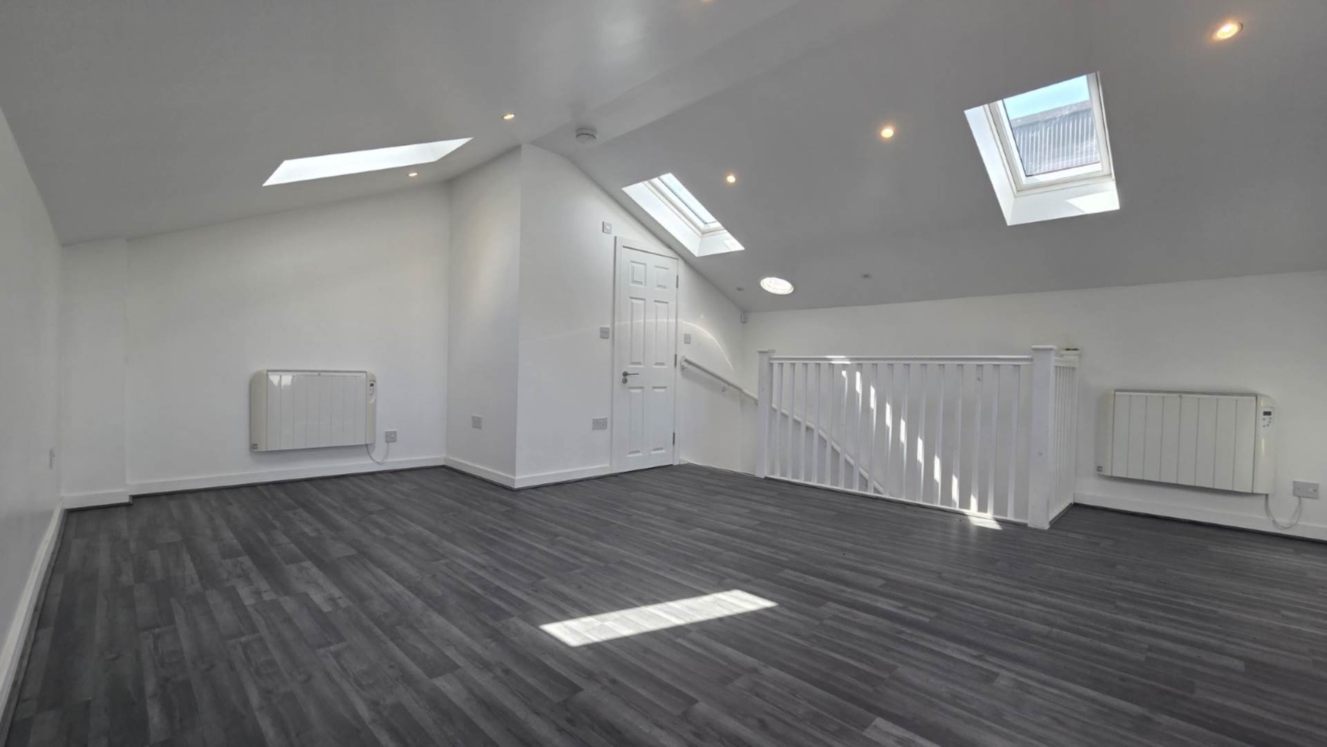 Barking Road, London, E16 4HQ, Image 2