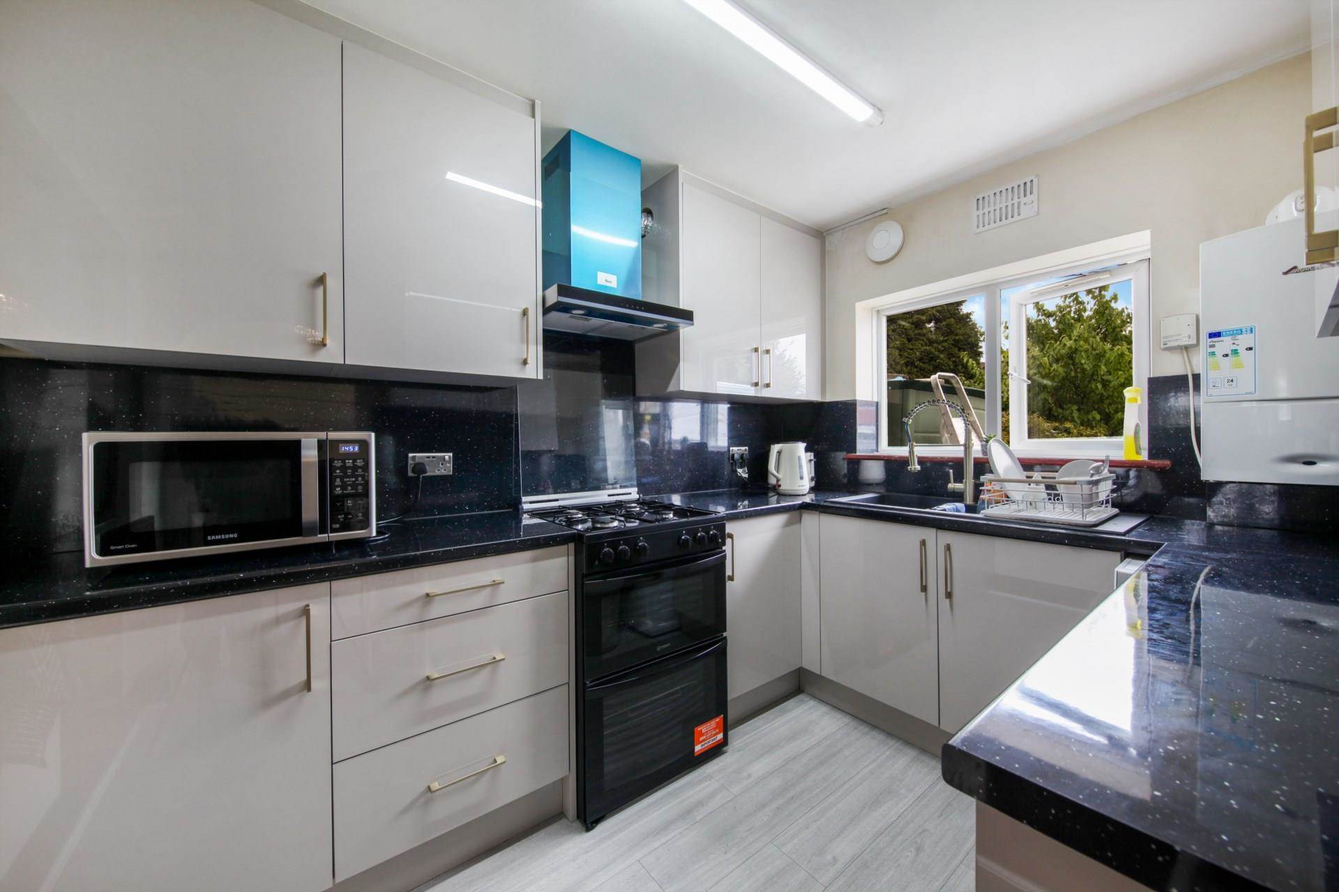 New Road, Chingford, E4, Image 5