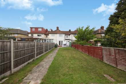 New Road, Chingford, E4, Image 15
