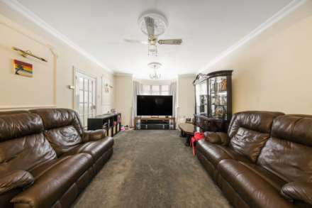 New Road, Chingford, E4, Image 3