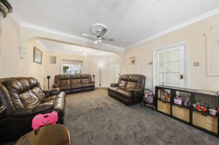 New Road, Chingford, E4, Image 4