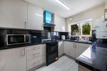 New Road, Chingford, E4, Image 5