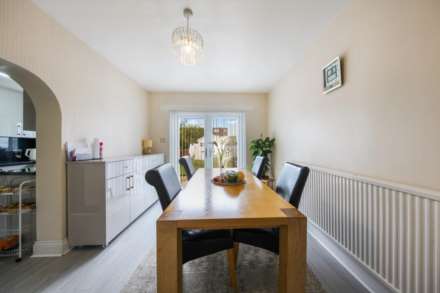 New Road, Chingford, E4, Image 6