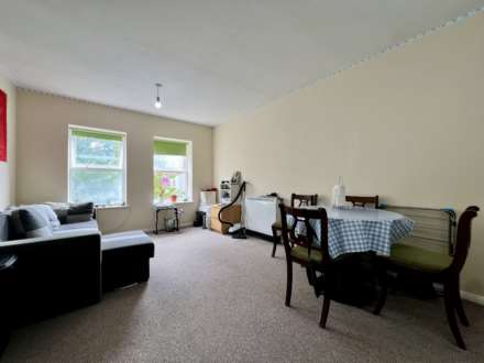 Aaron Hill Road, Beckton, E6 6NJ, Image 6