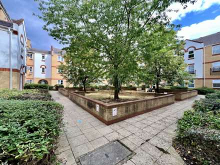 Aaron Hill Road, Beckton, E6 6NJ, Image 9