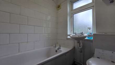 Flamstead Road, Becontree, RM9 4JJ, Image 8