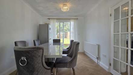 Gorseway, Rush Green, RM7 0SH, Image 7