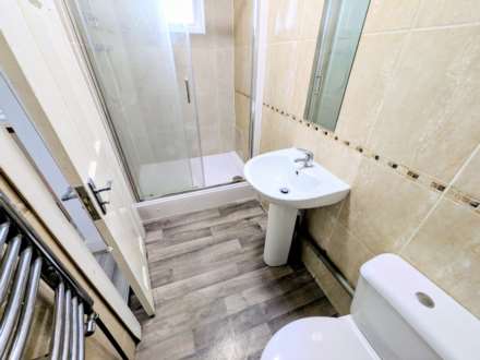 Sixth Avenue, London, E12 5PU, Image 7