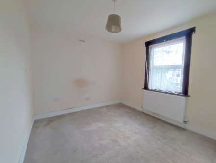 Green Street, Forest Gate, E7 8LL, Image 12