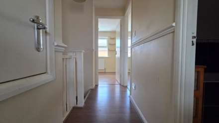 Cowleaze, Beckton, E6 6WX, Image 11