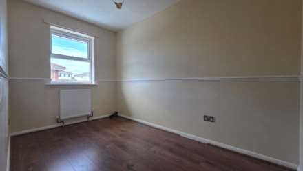 Cowleaze, Beckton, E6 6WX, Image 5
