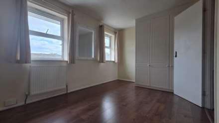 Cowleaze, Beckton, E6 6WX, Image 9