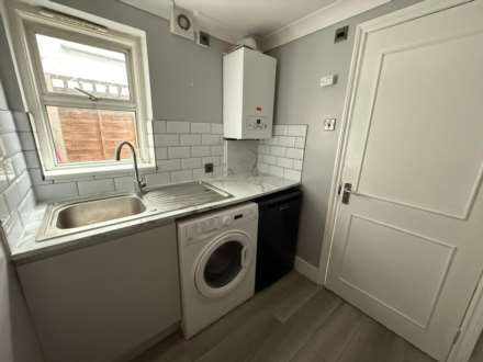 Buckland Road, Leyton, E10, Image 3