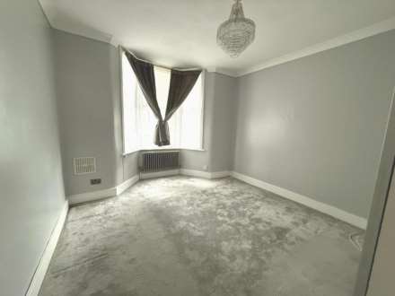 Buckland Road, Leyton, E10, Image 4