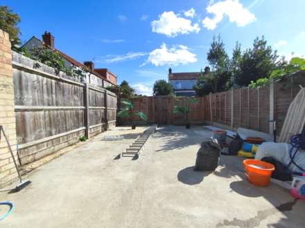 Gainsborough Avenue, Manor Park, E12 6JL, Image 3