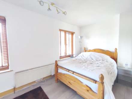 Gainsborough Avenue, Manor Park, E12 6JL, Image 5