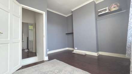 Haldane Road, East Ham, E6 3JL, Image 20