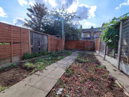 Hubert Rd, East Ham, E6, Image 10