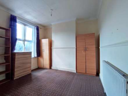 Hubert Rd, East Ham, E6, Image 3