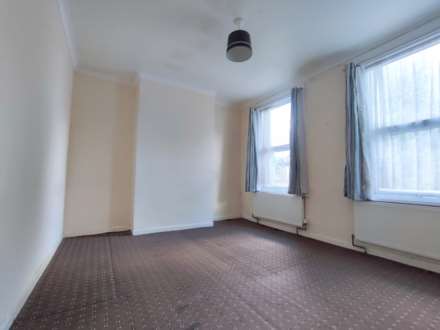 Hubert Rd, East Ham, E6, Image 4