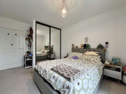 Mahindra Way, East Ham, E6, Image 5