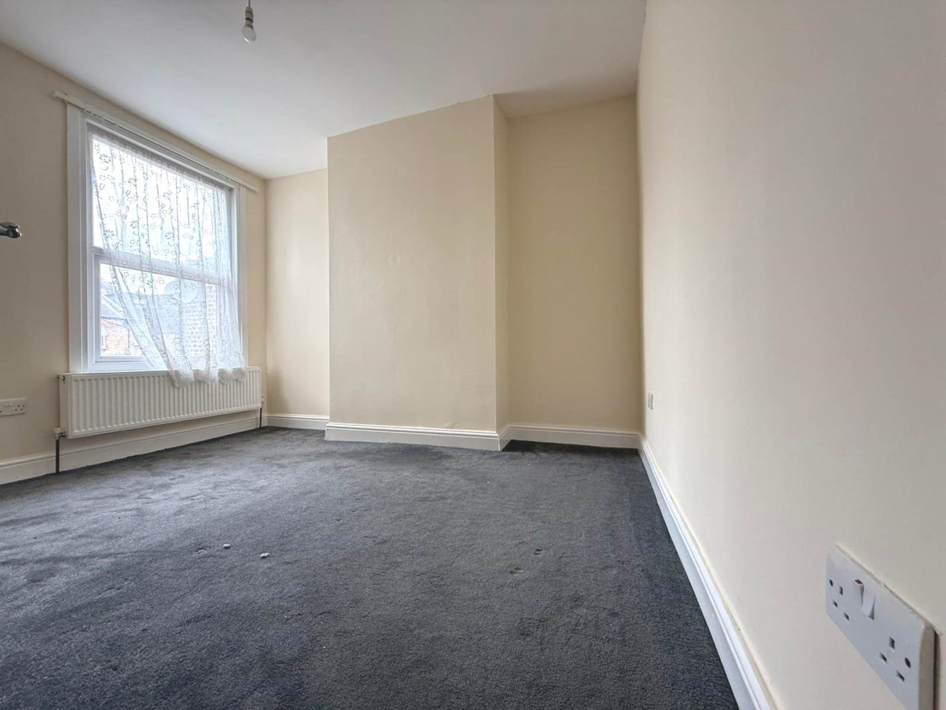 Sheringham Avenue, Manor Park, E12, Image 5