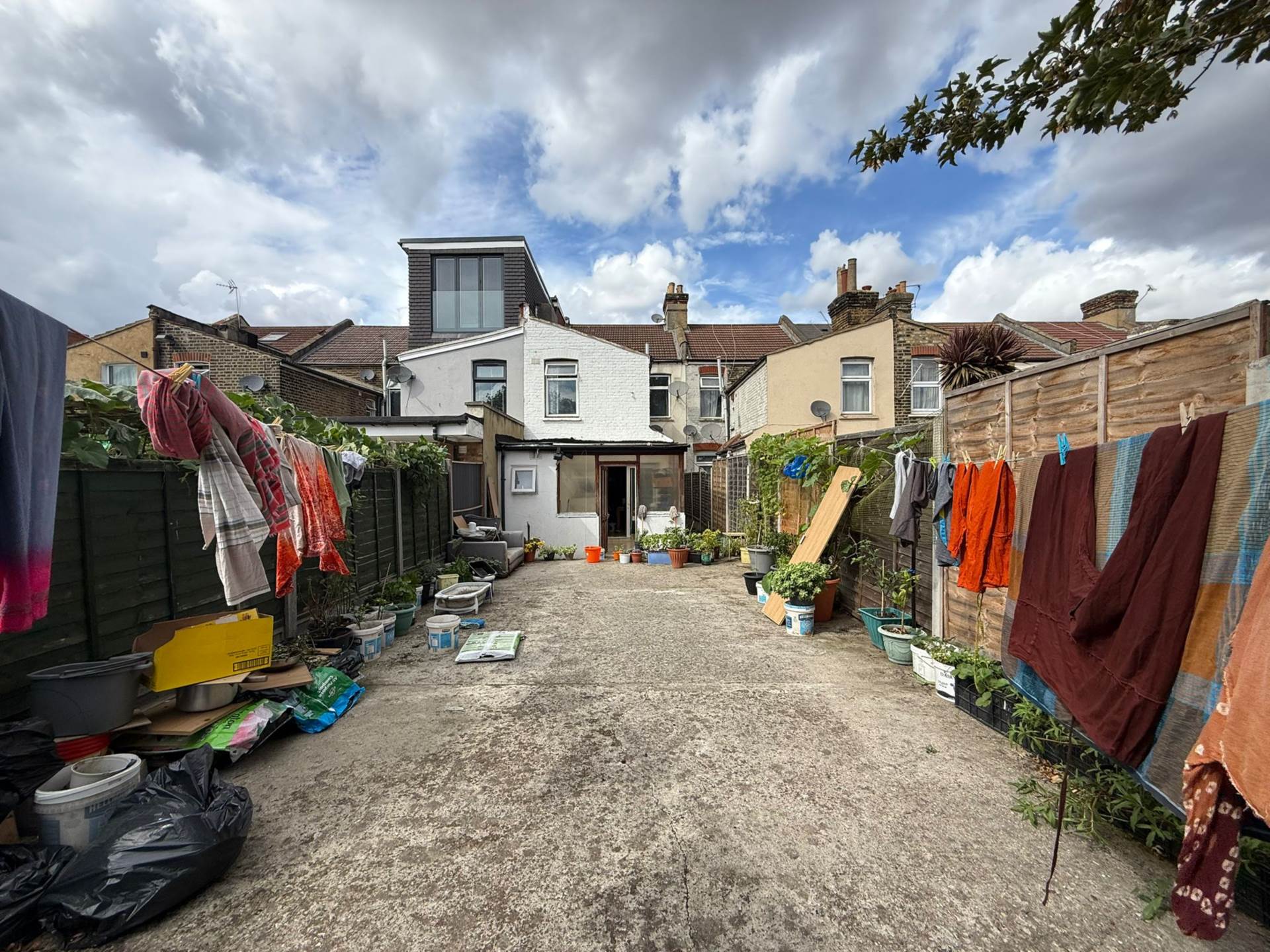 Sibley Grove, Manor Park, E12, Image 14