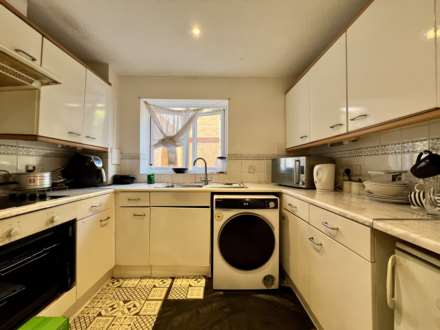 Angelica Drive, London, E6 6NS, Image 6
