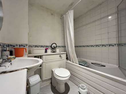 Angelica Drive, London, E6 6NS, Image 8