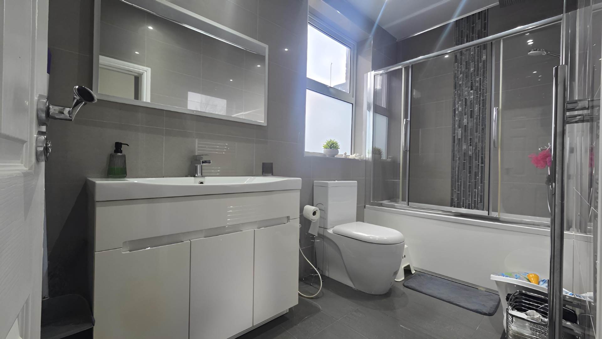 Romford Road, Forest Gate, E7 8AB, Image 9