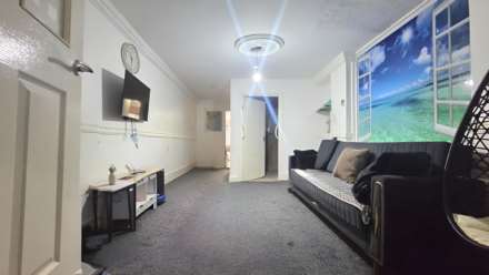 Romford Road, Forest Gate, E7 8AB, Image 3